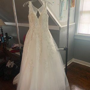 Wedding Dress- Unused